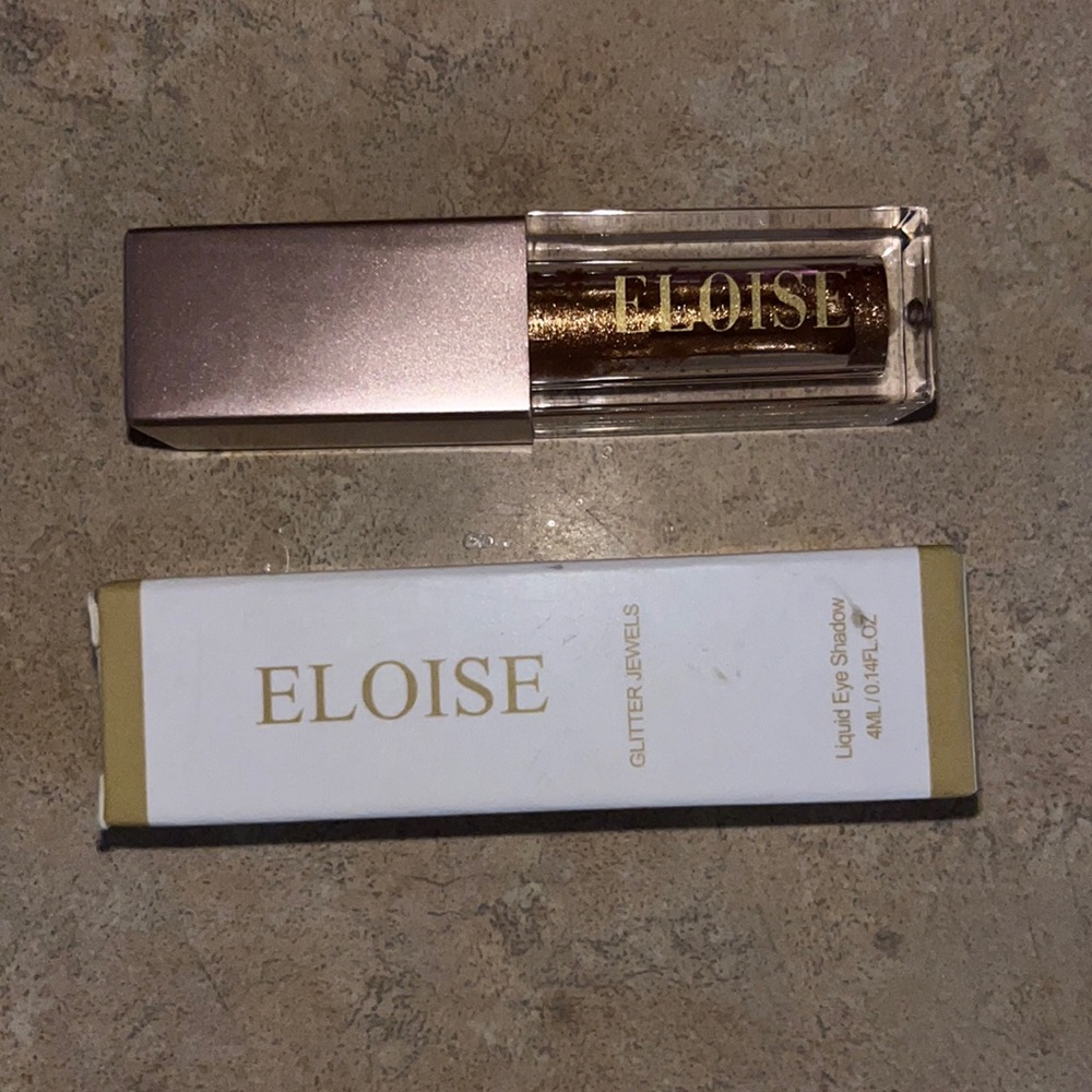 Liquid eyeshadow